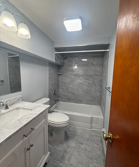 266 Woodside Ave — Photo 6