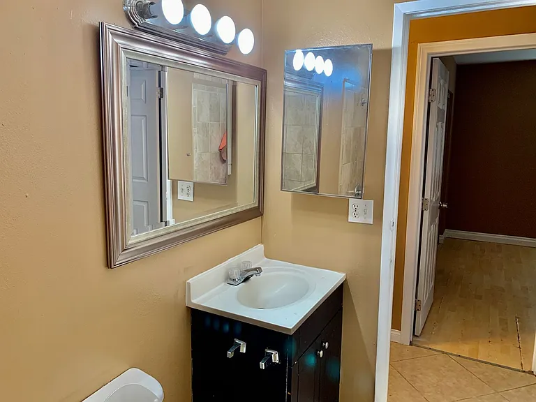 16510 Lakeshore Dr — Photo 16