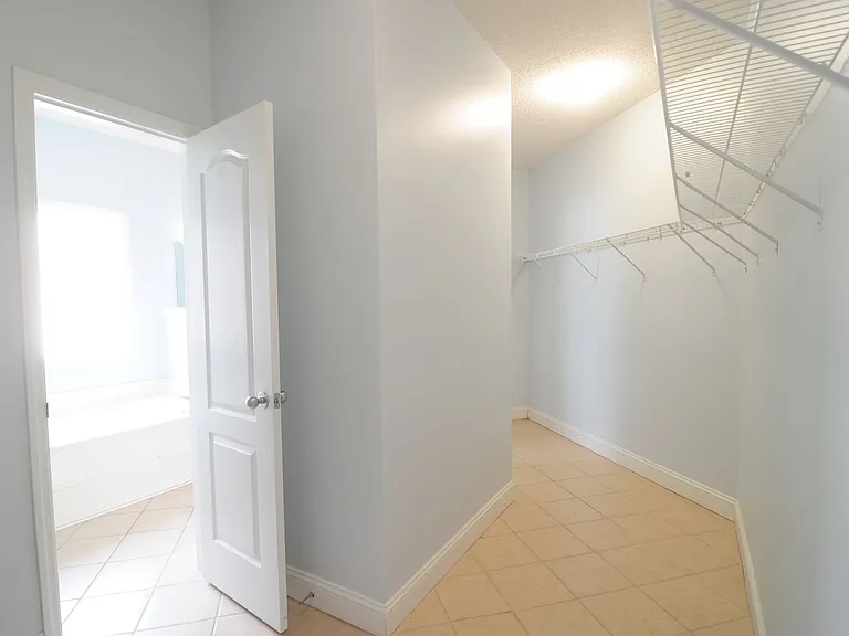 5016 Liberty Park Cir SE — Photo 15