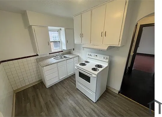 324 Henquin Dr — Photo 8