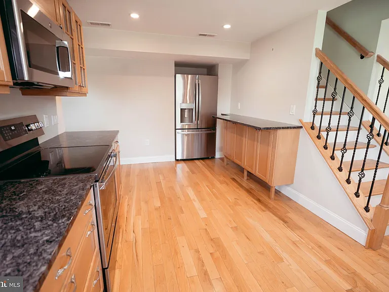 42 Grandview Dr — Photo 4