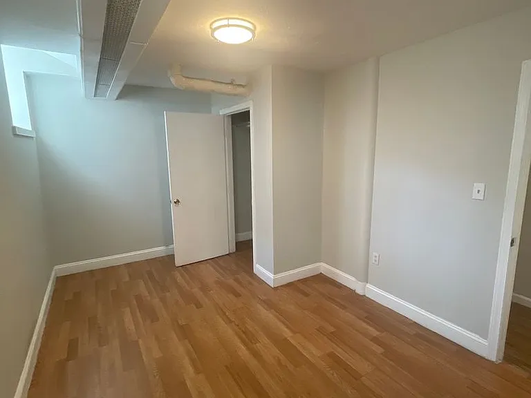38 Hemenway St #51 — Photo 32