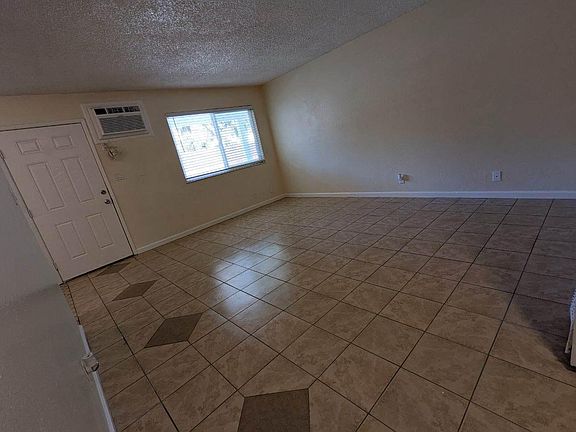 2nd image of 400 W Lockeford St #0