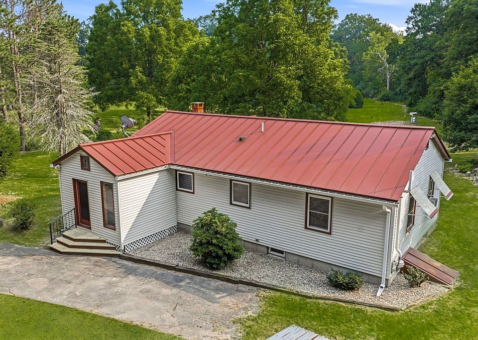 1st image of 1158-1158 Millers Falls Rd #A
