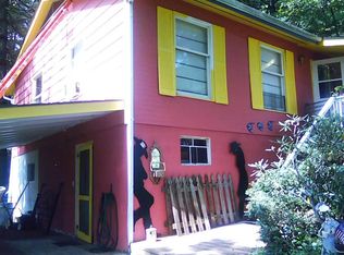 738 Middle Skeenah Rd, Franklin, NC 28734