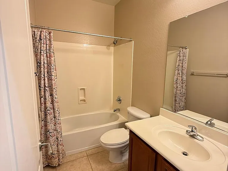1928 W Spur Dr — Photo 26