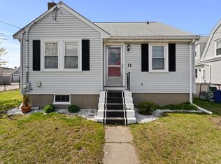 11 Riverside Ave, Quincy, MA 02169