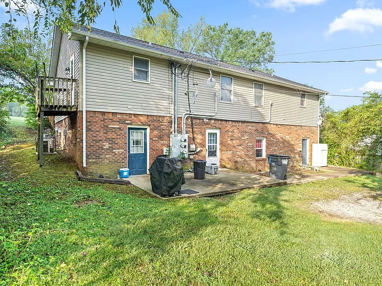 Park Ln - 221 — Photo 16
