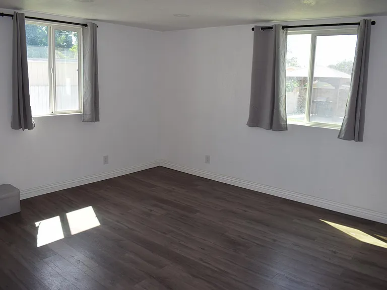 831 E Terrace Dr — Photo 20