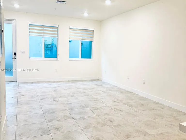 10295 NW 64th Ter #104 — Photo 5