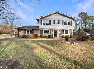5322 Oshea Ln, Stone Mountain, GA 30088