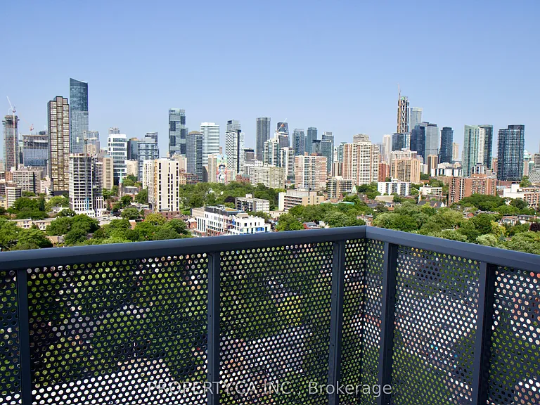 10 Oak St #1904 — Photo 6