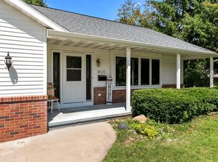 W6172 Long Ct, Appleton, WI 54914