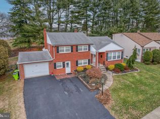 2251 Saint James Dr, Wilmington, DE 19808