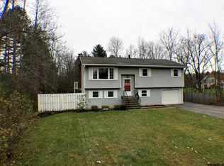 23 Charlton Rd, Ballston Spa, NY 12020