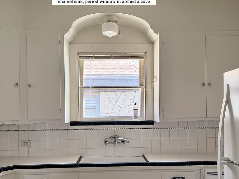 325 E Rosewood Ave — Photo 25