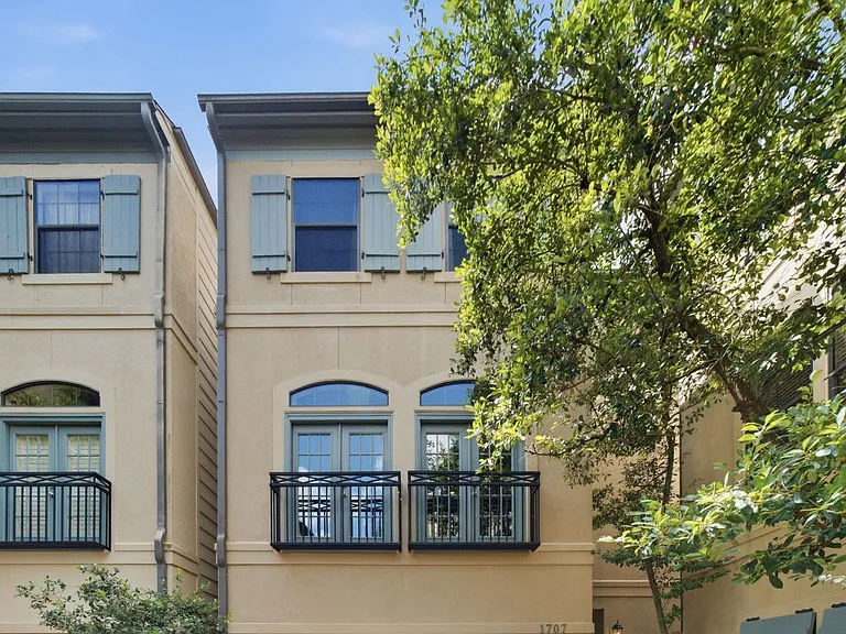 1707 Welch St — Photo 1