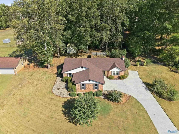 308 N Oxford Cir, Meridianville, AL 35759