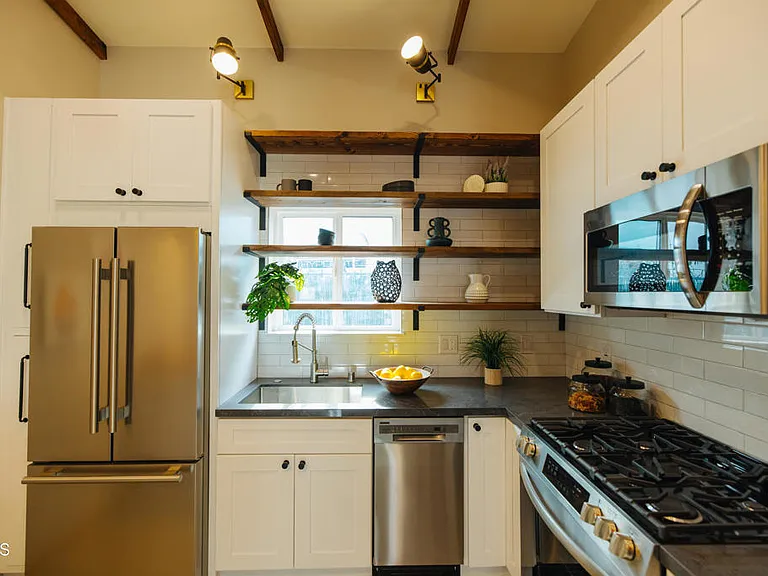 187 W Park Row Ave #101 — Photo 3