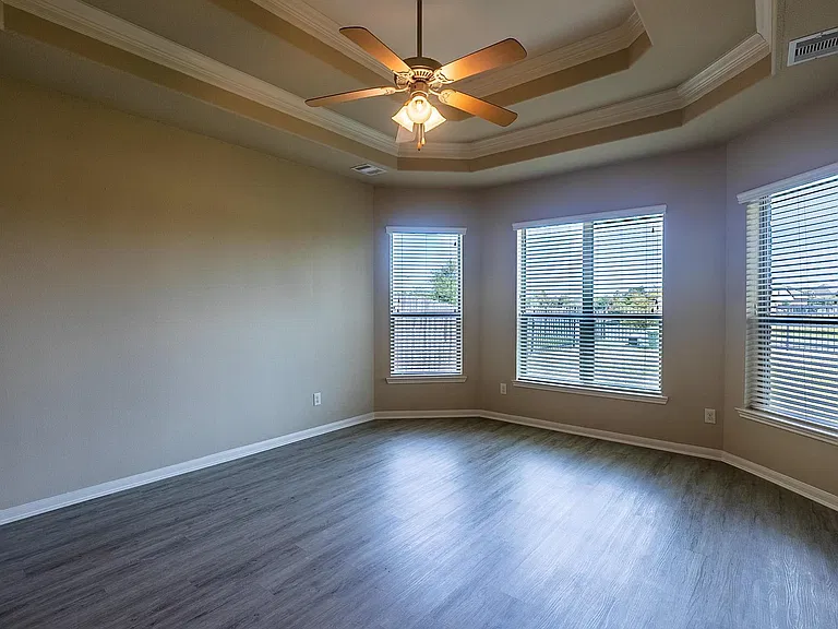 13210 Southern Orchard Ln — Photo 14