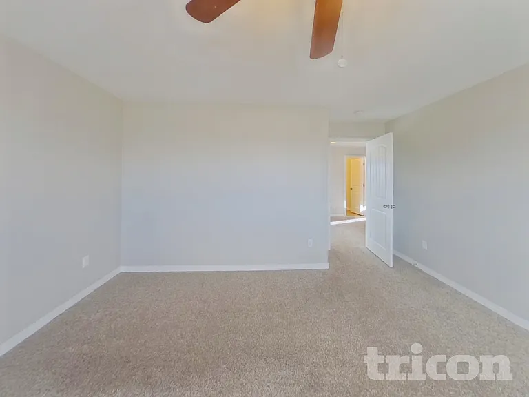 7407 Benecia Dr — Photo 6