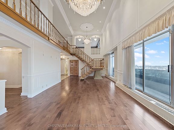 2nd image of 2600 Bathurst St #Penthouse 1