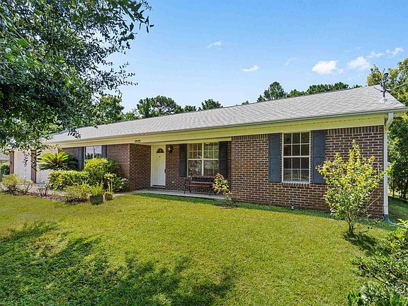3rd image of 8197 Verdura St