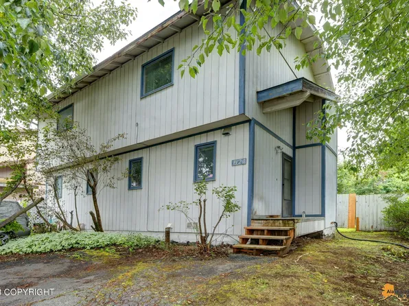 1120 Crow Berry Cir, Anchorage, AK 99515