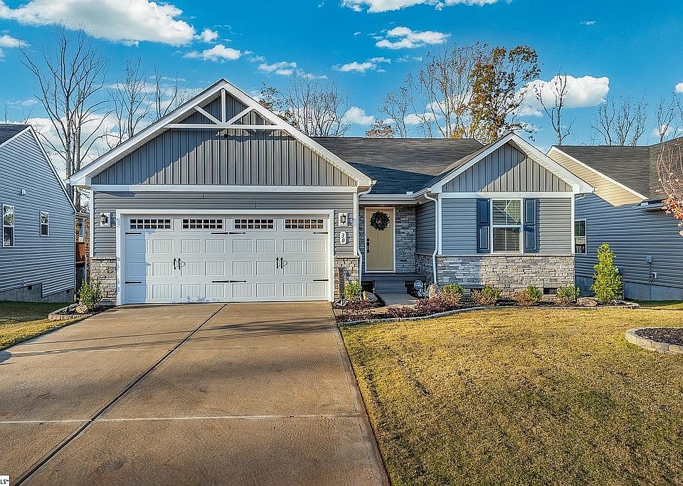 1st image of 30 Timberwild Dr