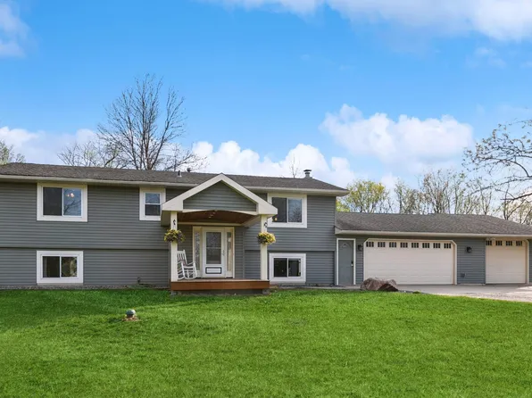 9531 Fox Valley Dr, Hamel, MN 55340