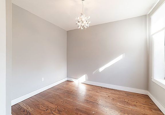 4th image of 116 E 19th St #4A