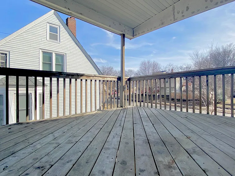 1105 Minnehaha Ave E #2 — Photo 3