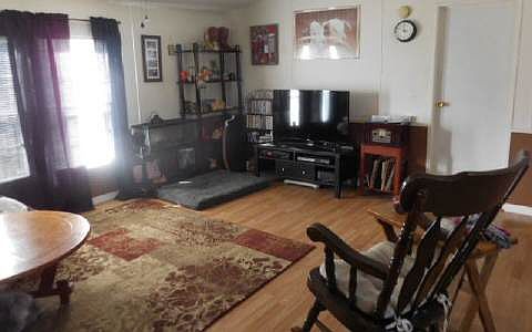 5th image of 484 SW Paul Allison Ct