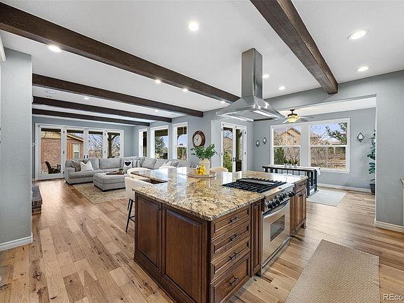 5th image of 10466 Marigold Court