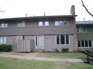 196 Windsor Ct, New Brighton, MN 55112