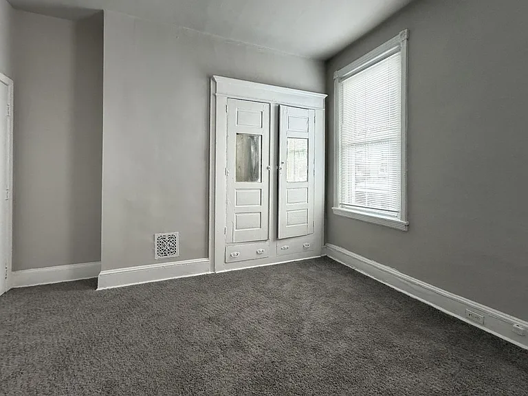 5122 Folsom St — Photo 6