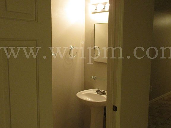 2nd image of 8003 Savannah Sunset Ln
