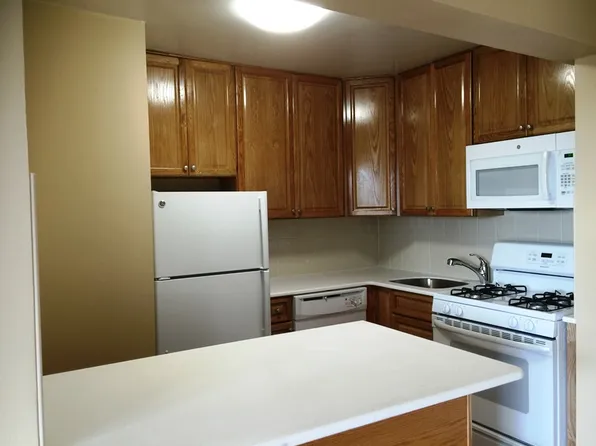 16-70 Bell Boulevard image 10 of 19