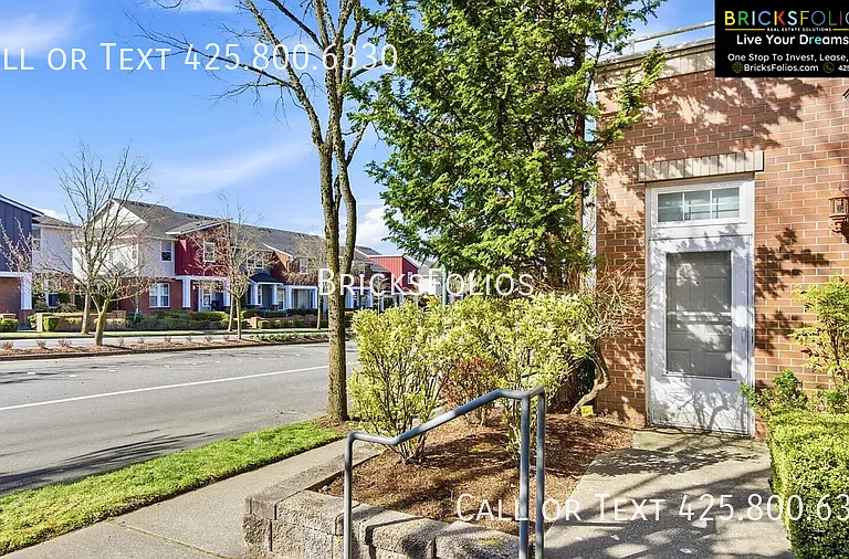 1439 Huckleberry Cir #A — Photo 6