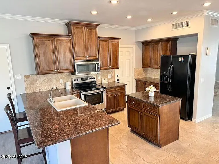 4235 E Betsy Ln — Photo 6