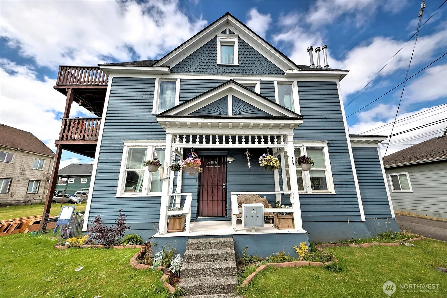 109 N Washington Street photo 1