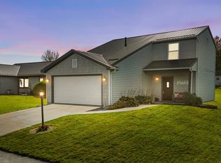 607 Granada Dr, Kendallville, IN