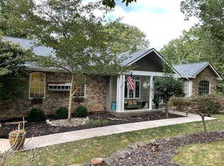 1024 Harvest Rd, Camdenton, MO 65020