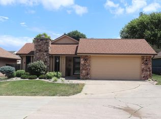 3133 Golf Cir, Danville, IL 61832