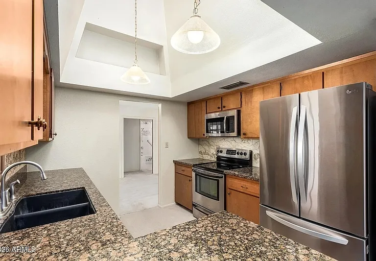 650 E Malibu Dr — Photo 26