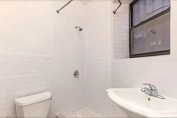 Rented by REAL New York | media 7