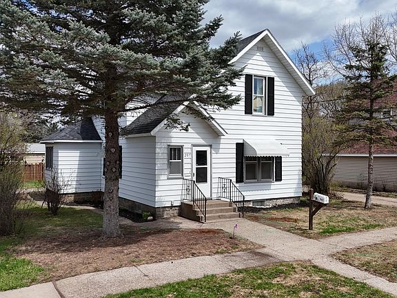 2nd image of 207 3rd Ave NE