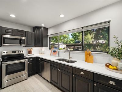 1923 Variations Dr NE, Atlanta, GA, 30329