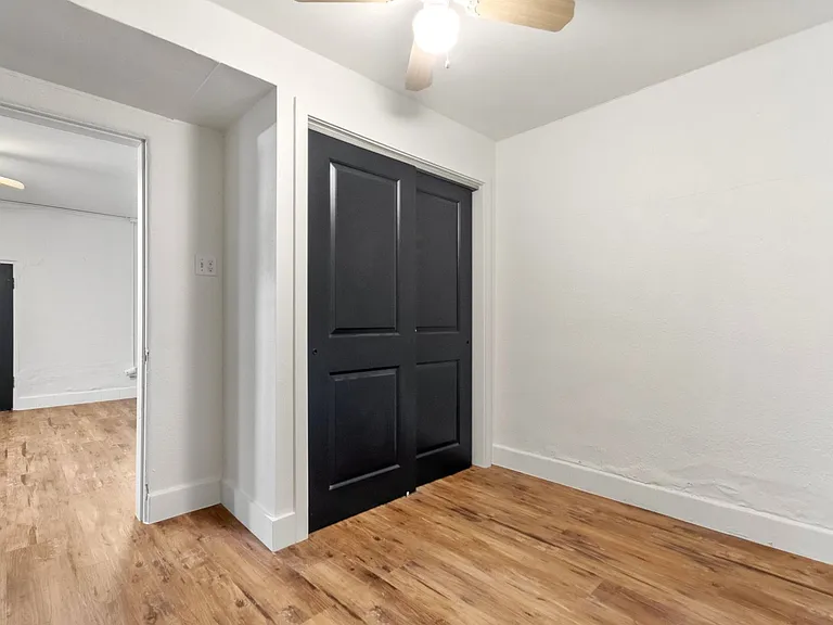 654 S Bryant St — Photo 9