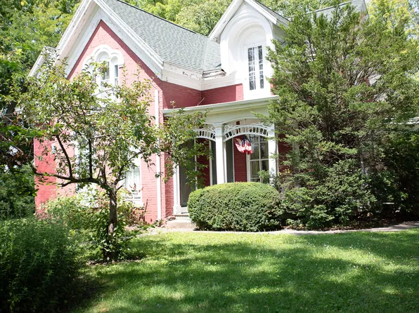 210 State St, Liscomb, IA 50148